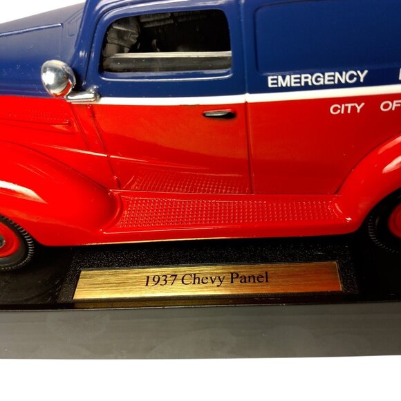 Cleveland Police Department 1937 Chevy Panel Die Cast Car Emergency Patrol CPD - Picture 6 of 14